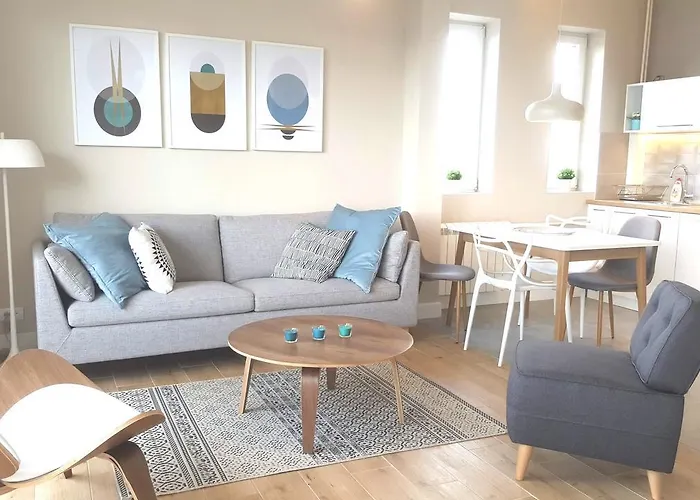 Urban Zen With View - City Break Apartments